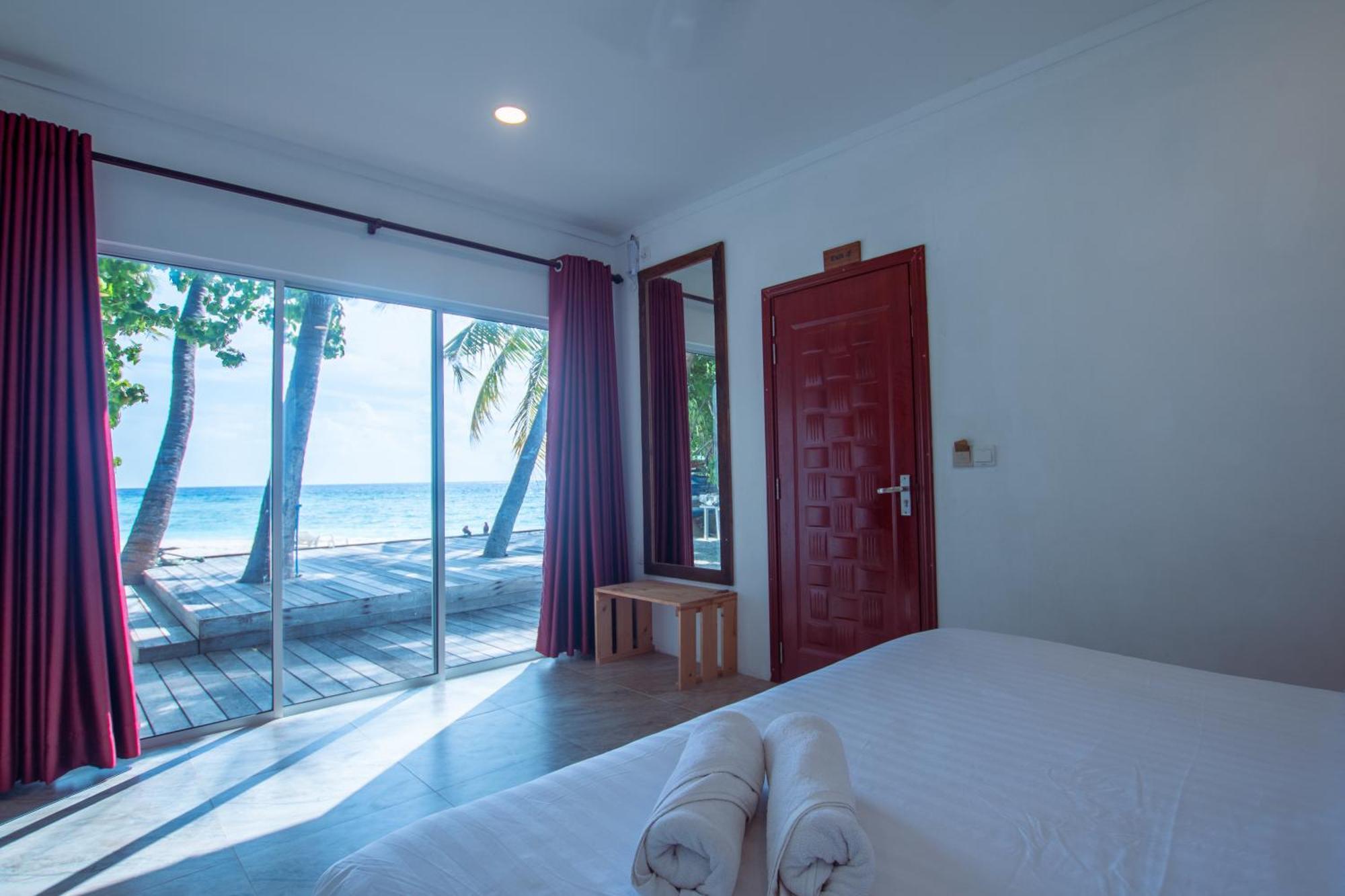 Shallow Lagoon Sunset Rasdhoo Exterior foto